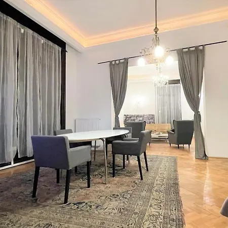 New, 195 Sqm, Full Center Of * Budapeste