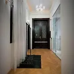 Apartment New, 195 Sqm, Full Center Of