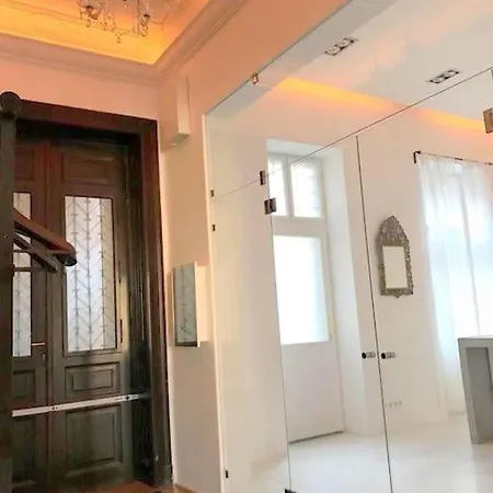 Apartament New, 195 Sqm, Full Center Of