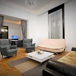 New, 195 Sqm, Full Center Of