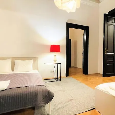 Апартаменты New, 195 Sqm, Full Center Of *