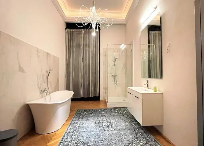 Appartement New, 195 Sqm, Full Center Of