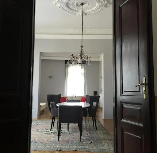 New, 195 Sqm, Full Center Of Appartement