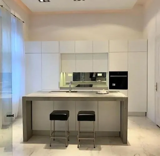 New, 195 Sqm, Full Center Of Appartement Budapest
